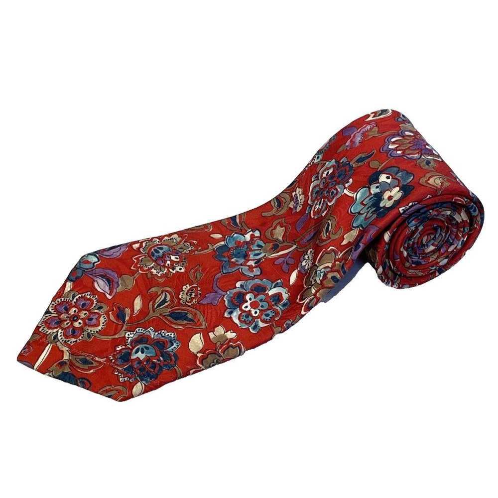 Manhattan Red Floral Made in USA Mens Classic Neck Tie 58" Long 3.5" Wide